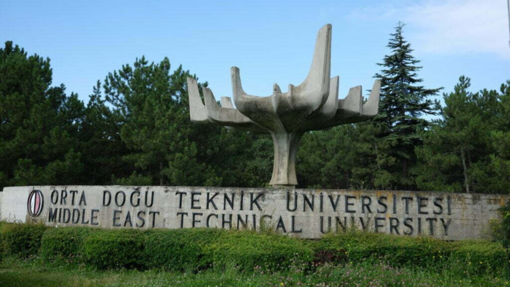 iyiliklerle dolu guzel bir yil olsun